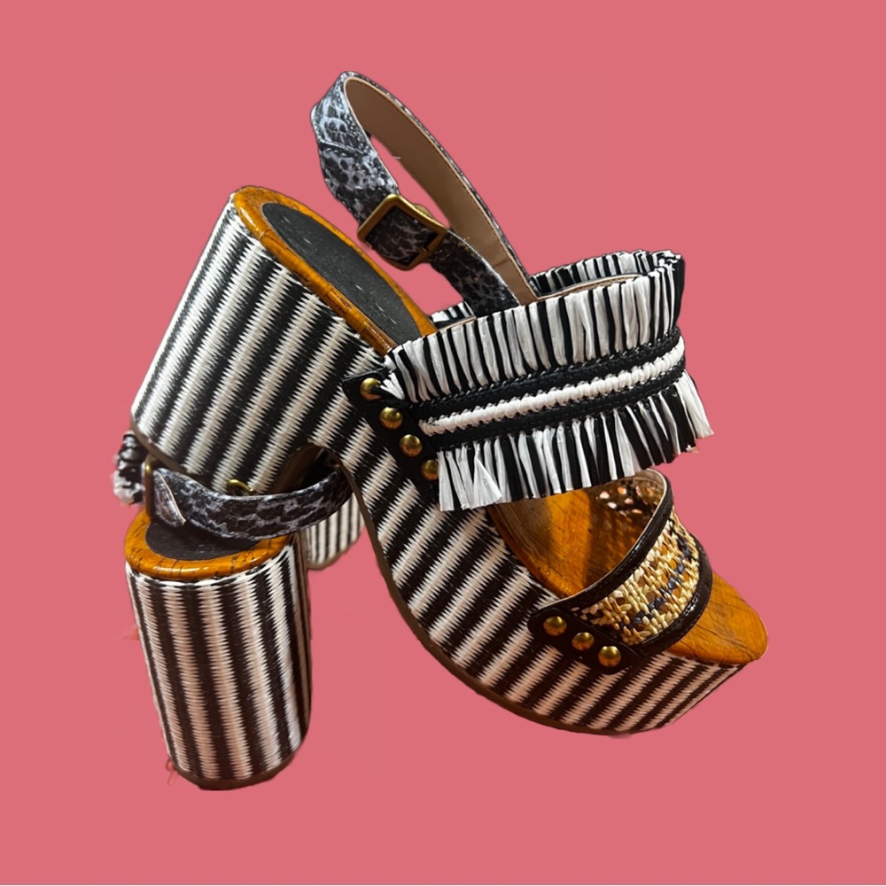 COACH Chunky Platforms ✨ - Picture 3 of 4